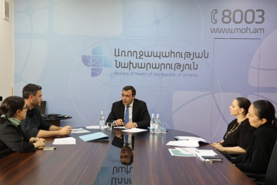 Շարունակվում են երեխաների բժշկական օգնությանը վերաբերող մասնագիտական հանդիպումները