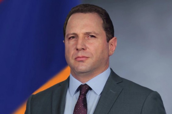 Չեմ կաշկանդելու հանրության հետ բաց խոսելու իրավունքս․ Դավիթ Տոնոյանը հայտարարություն է տարածել