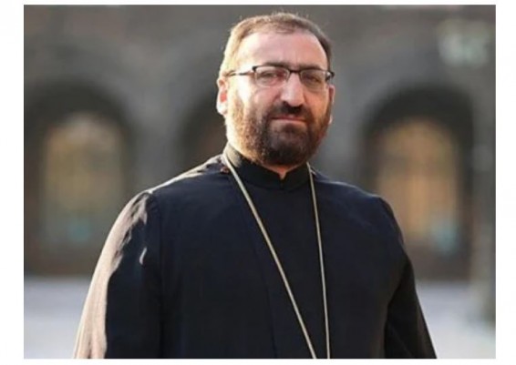 Адвокат: Следственный комитет подтвердил, что видео с архиепископом Аршаком не имеет к нему никакого отношения