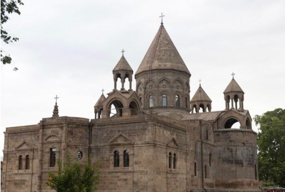 Иерей Таде Тахмазян лишен сана – Первопрестольный Святой Эчмиадзин