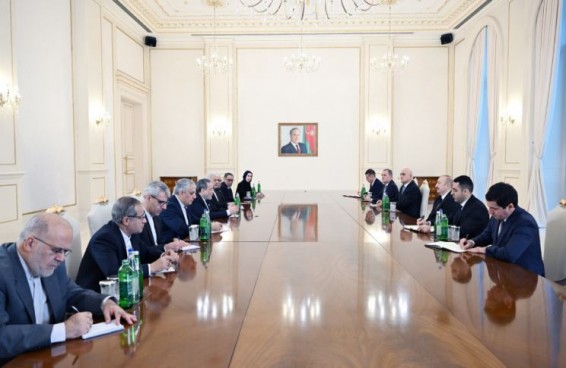 Министр иностранных дел Ирана встретился в Баку с Ильхамом Алиевым