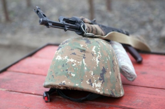 Ըստ նախնական տվյալների՝ զինծառայողն իրեն ամրակցված զենքով կրակոց է արձակել գլխի շրջանում