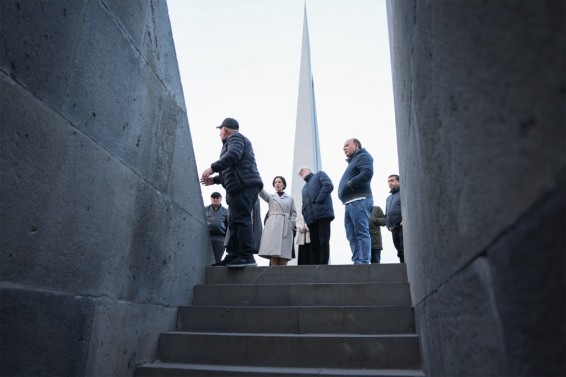 Ժաննա Անդրեասյանը հերթական այցն է կատարել Հայոց ցեղասպանության հուշահամալիր