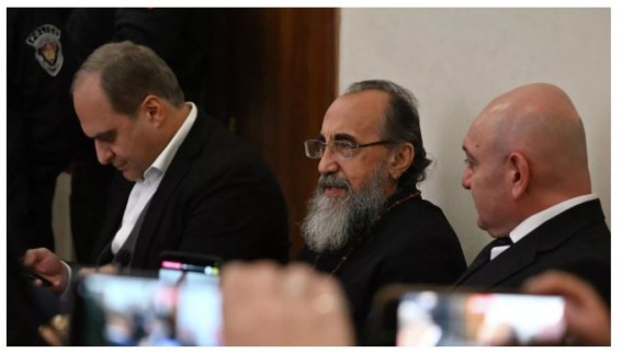 Операция архиепископа Микаела Аджапахяна отложена - известна причина