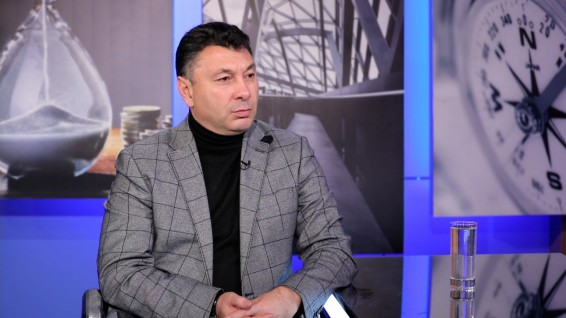 Հայ ռազմագերիներին վերադարձրել է Հայաստան, հիմա էլ զբաղված է եկեղեցու «բարենորոգումով». Շարմազանովը՝ Նիկոլ Փաշինյանի մասին