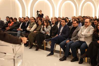 «Հրապարակ». Փաշինյանը թիմին ասել է՝ պետք է ոչ թե 50+1, այլ 60 տոկոս ստանան