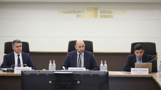 Մեր հաշվարկներով այդ սահմանափակումներից բանկային համակարգի վնասը կկազմի մոտ 2 մլրդ դրամ. Մարտին Գալստյան