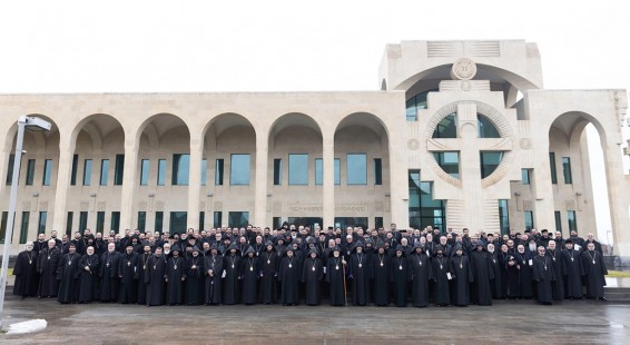 Եկեղեցու և եկեղեցականների թիրախավորմամբ և հետապնդումներով խաթարվել է ազգային և եկեղեցական մեր կյանքը. քահանայից հավաքի մասնակիցների հայտարարությունը