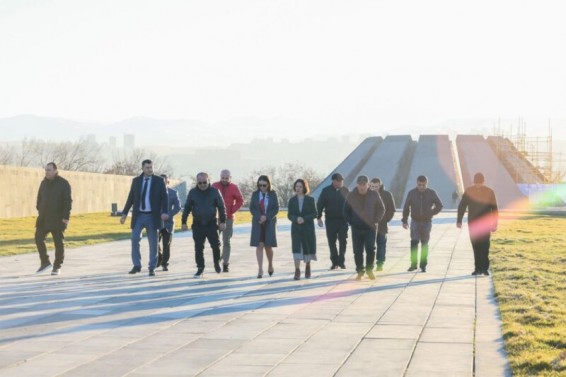 Ժաննա Անդրեասյանն այցելել է Հայոց ցեղասպանության հուշահամալիր