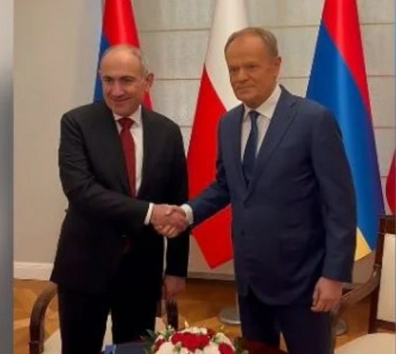 Նիկոլ Փաշինյանը առանձնազրույց է ունեցել Դոնալդ Տուսկի հետ