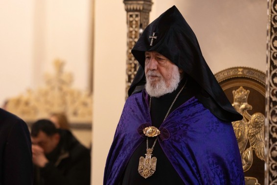 Վեհափառ Հայրապետը մտահոգ և անհանգիստ է ստեղծված իրավիճակով. կապի մեջ է տարածաշրջանի թեմակալ առաջնորդների հետ