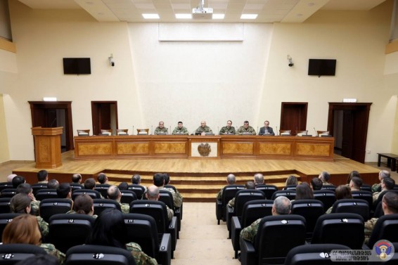 ՊՆ-ում քննարկվել են ֆինանսաբյուջետային ոլորտի խնդիրներն ու զարգացման ուղղությունները