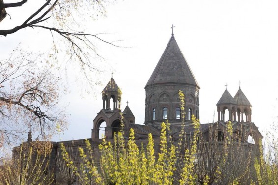 ՔՊ-ի որդեգրած օրինախախտ գործելաոճն ազգավնաս է և բացարձակ անթույլատրելի. Մայր Աթոռ