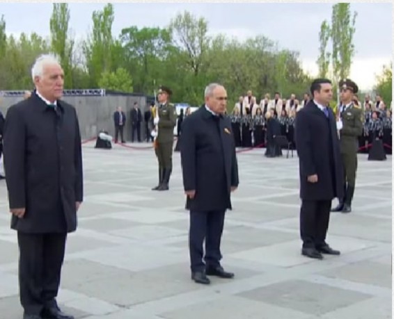 Նիկոլ Փաշինյանը երկրի մյուս ղեկավարների հետ այցելեց Ծիծեռնակաբերդ