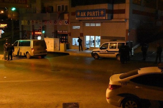 Թուրքիայի Իզմիր քաղաքում հարձակվել են Էրդողանի կուսակցության շտաբի վրա