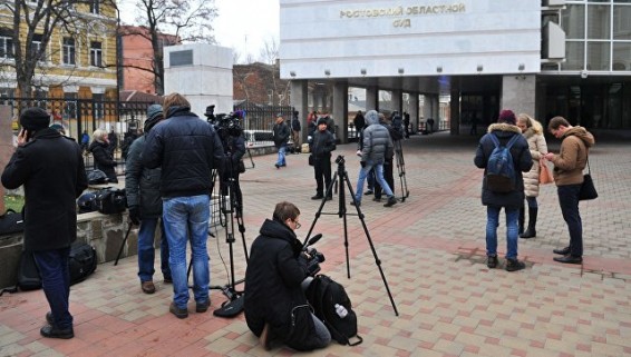 Янукович прибыл в суд для дачи показаний по делу о беспорядках на Майдане