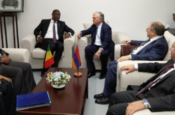 Հայաստանի և Մալիի արտգործնախարարները կարևորել են քաղաքական երկխոսության ակտիվացումը