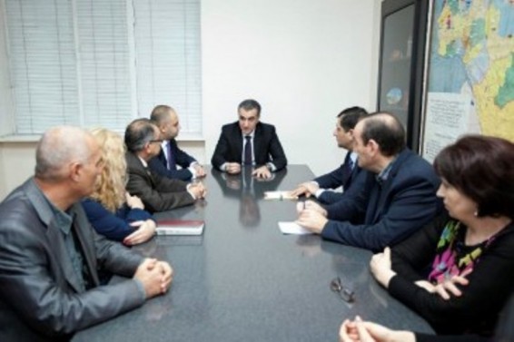 Իգնատի Առաքելյանը ներկայացրել է տնօրենի պաշտոնակատար Գեղամ Գևորգյանին