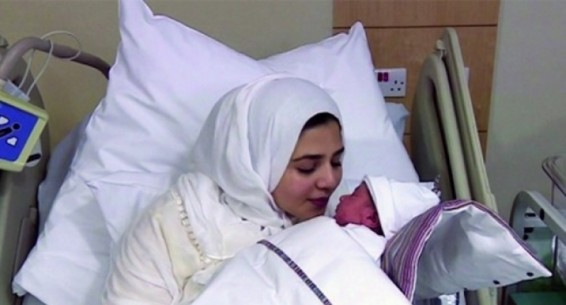 Կինը ծննդաբերել է դեռեւս մանկության տարիներին սառեցված ձվարանի փոխպատվաստումից հետո