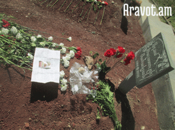 Ադամի գերեզմանի հուզիչ նամակը՝ անծանոթից. «Երբ մեծանամ, տղա ունենամ, քո անունով եմ կնքելու»