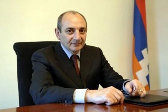 Բակո Սահակյանը մասնակցել է «Բեյզ Մեթըլս» ընկերության Ամանորյա տոնական միջոցառմանը