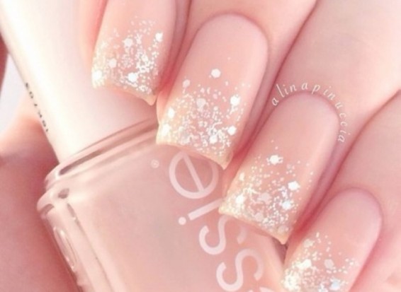 Տոնական մատնահարդարման տարբերակներ