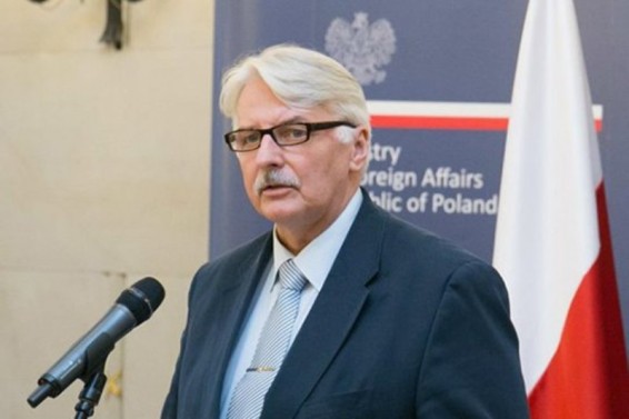 Լեհաստանի ԱԳ նախարարն անհարմար դրության մեջ է հայտնվել Նյու Յորքում