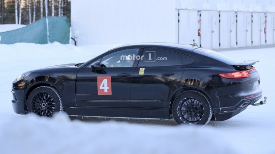 Porsche-ն փորձարկել է էլեկտրական Cayenne-ը. լրատվամիջոցներ