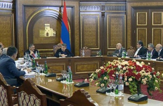 Վարչապետի մոտ քննարկվել է Գյումրիի պատմամշակութային արժեքների վերականգնման ծրագիրը