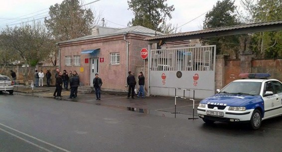 Раненный в Карабахе армянский военнослужащий скончался