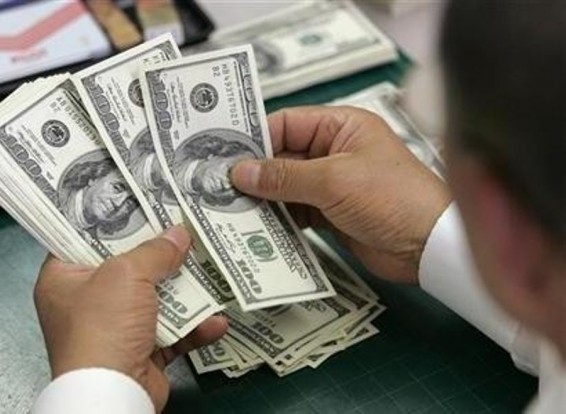 Դոլարը հատեց 486 դրամի սահմանը. Թանկացել են նաեւ եվրոն ու ռուբլին