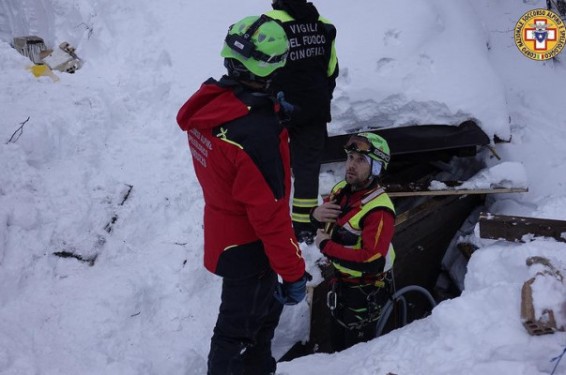 Իտալիայում 23 մարդ անհետ կորած է համարվում հյուրանոցի` ձնահոսքի տակ հայտնվելուց հետո