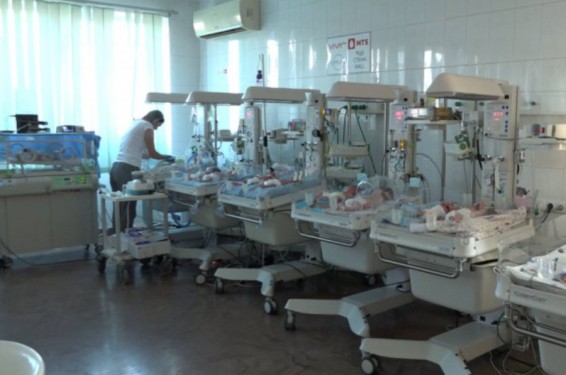 80 տարեկան բժիշկը ծնունդ ընդունելու իրավունք չունի. մանրամասներ Մուրացանում նորածնի մահվան դեպքից