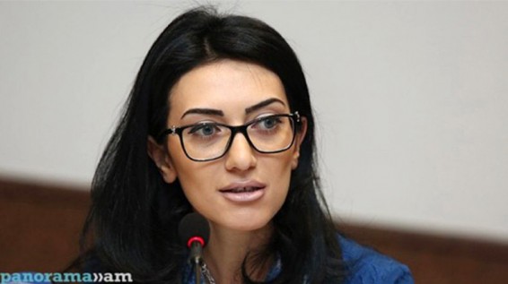 Глава Минюста Армении Арпине Ованнисян очень сожалеет об уходе из РПА экс-премьера Овика Абраамяна