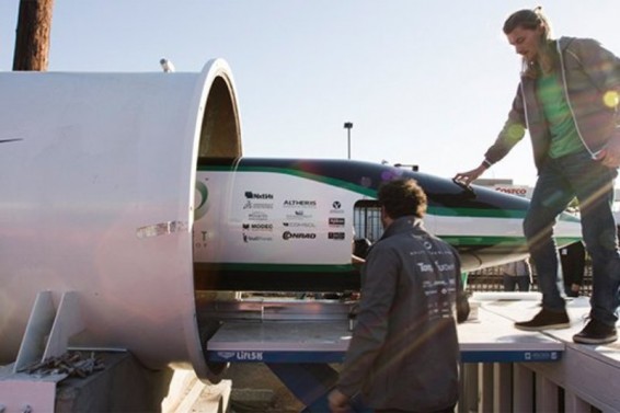 SpaceX-ը ցույց է տվել երթևեկությունը Hyperloop վակուումային թունելի ներսում