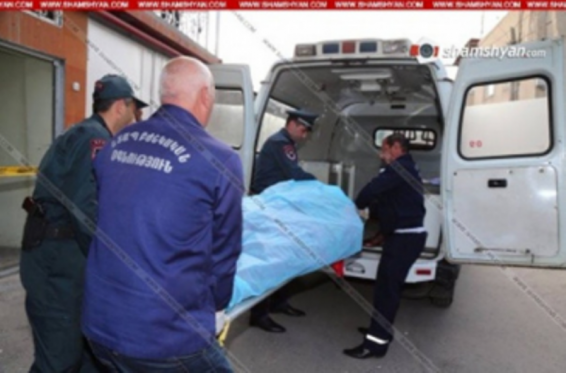 Երևանում ավտոտնակում կայանված ավտոմեքենայում հայտնաբերվել է 41-ամյա տղամարդու դի