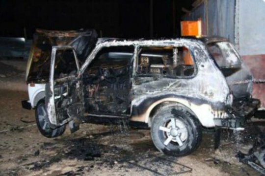 Գորիսում հրդեհի հետեւանքով այրվել է «Նիվա» ավտոմեքենա, վնասվածքներ է ստացել 35-ամյա երիտասարդ