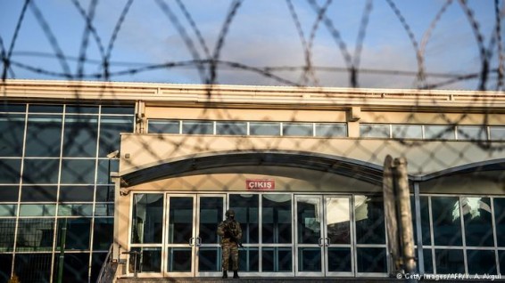 Совет Европы назвал ситуацию с заключенными в Турции критической