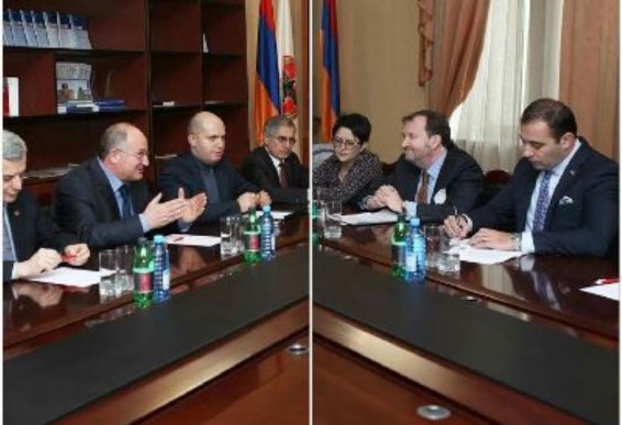 ԱՄՆ դեսպանն այցելել է ՀՀԿ կենտրոնական շտաբ