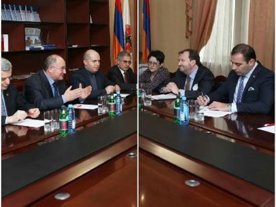 ԱՄՆ դեսպանն այցելել է ՀՀԿ կենտրոնական շտաբ