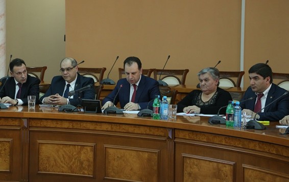 Կայացել է Զինծառայողների ապահովագրության հիմնադրամի հոգաբարձուների խորհրդի անդրանիկ նիստը