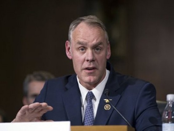 ԱՄՆ-ի ՆԳ նոր նախարարն աշխատանքի է գնացել ձիով եւ կովբոյի գլխարկով