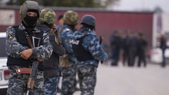 В Киргизии сотрудников службы нацбезопасности поймали с партией героина