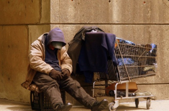 Իտալացին անտուն մարդուն ողջ-ողջ այրել է խանդի պատճառով