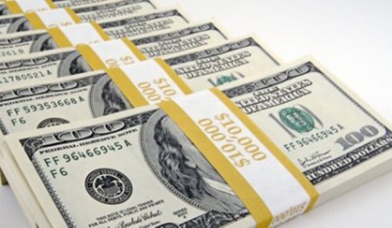 Դոլարը շարունակում է արժեզրկվել. Եվրոն թանկանում է