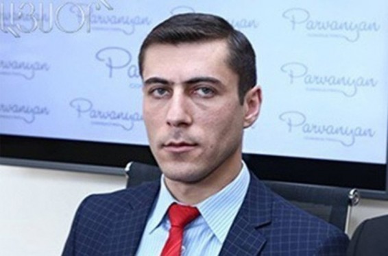 Գագիկ Սուրենյանը շնորհավորում է