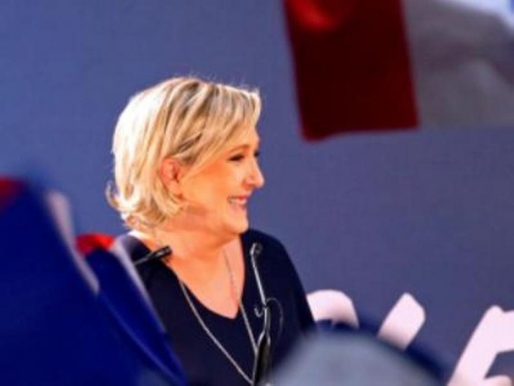 Մարին Լը Պենը ժամանում է Մոսկվա