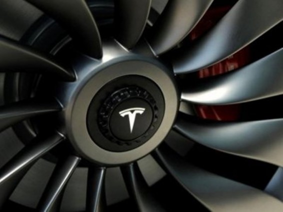 Իլոն Մասկը համացանցում է տեղադրել նոր Tesla Model 3-ի առաջին թեսթ դրայվի տեսագրությունը