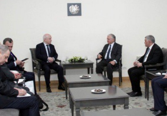 ԱԳ նախարարն ընդունեց ԱՊՀ գործադիր քարտուղարին