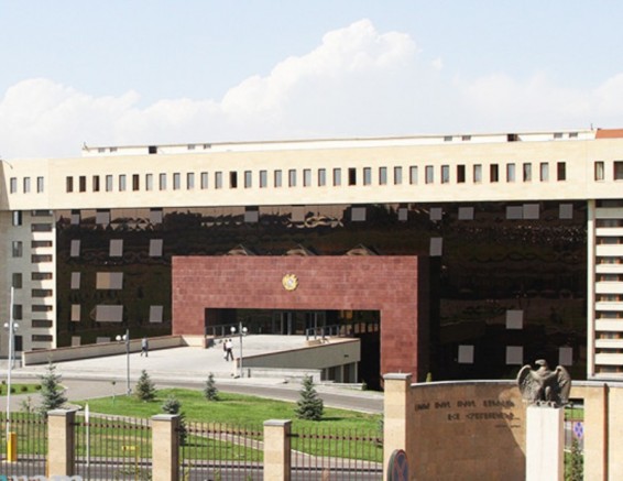 Ապրիլի 2-ին ՊՆ-ում կգործի թեժ գիծ